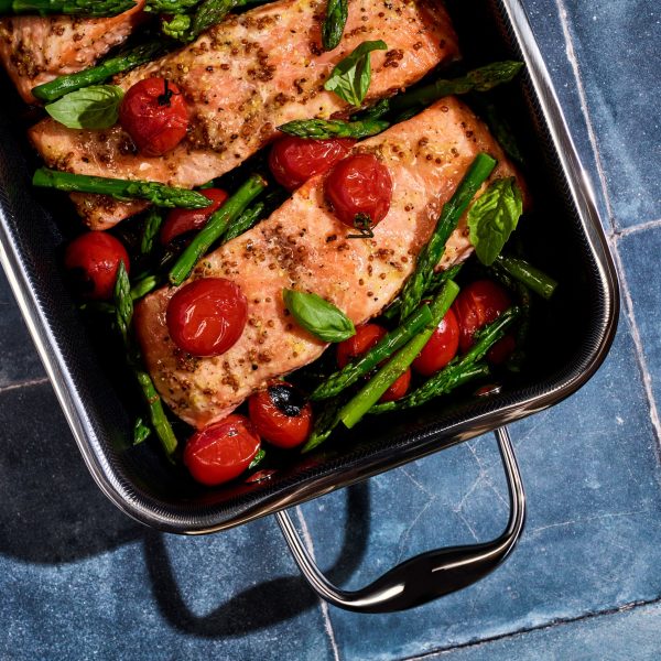 Hybrid Roasting Pan. 7 x 10