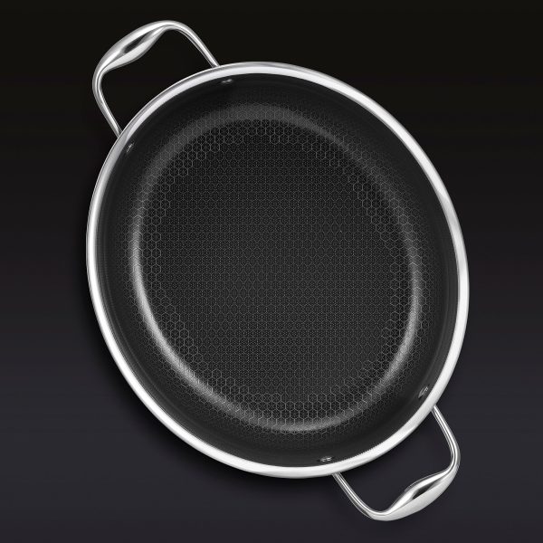 Hybrid Oval Dutch Oven. 6.5-Qt