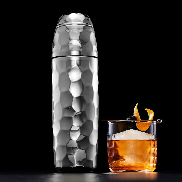 Cocktail Shaker. 25 oz (Chrome)