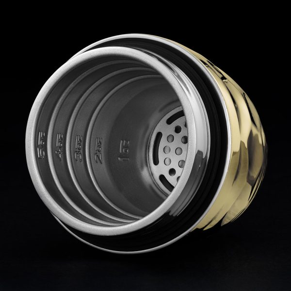 HexClad_CocktailShaker_Gold_BRCS25-GD_Detail_Lid_Black_1125_CS_16x9_fdae05df-1b89-48ed-ad3d-d3e3746a9d20_1024x.jpg HexClad Cocktail Shaker. 25 oz (Gold)