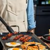 HexClad_GriddleTools_KWGT08-ST_14_Tongs_DoubleBurnerGriddle_CWGD21-C_032125_KF_02_edit.jpg Griddle Tool Set. 4-pc
