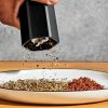 HexClad_HexMill_Pepper_KWPM09_071024_KF_015.jpg HexMill Pepper Grinder