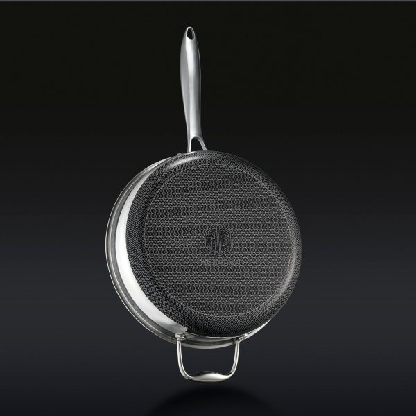 Hybrid Deep Sauté Pan with Lid. 3.3-Qt
