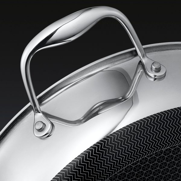 Hybrid Deep Sauté Pan with Lid. 3.3-Qt
