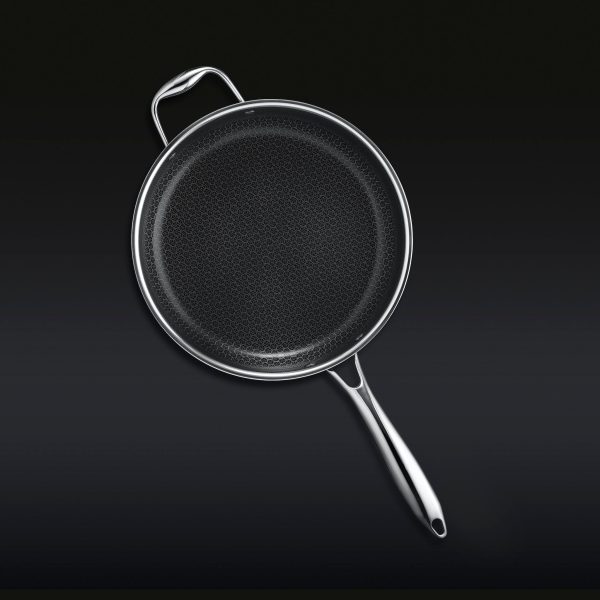 Hybrid Deep Sauté Pan with Lid. 3.3-Qt