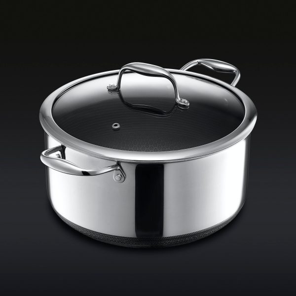 Hybrid Stock Pot with Lid. 10-Qt