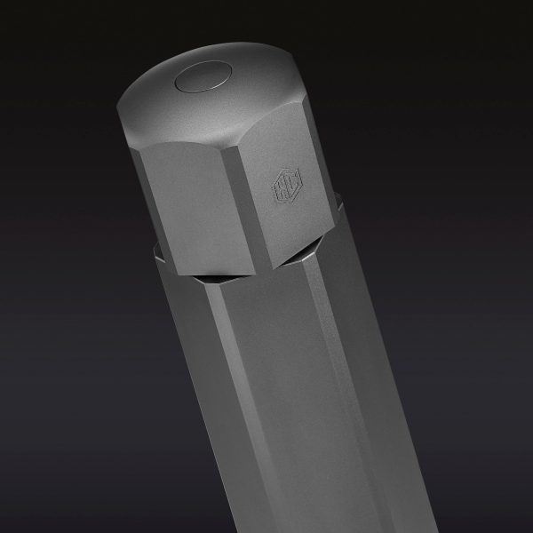 Hexclad_SaltGrinder_Detail1_BLACK.jpg HexMill Salt Grinder
